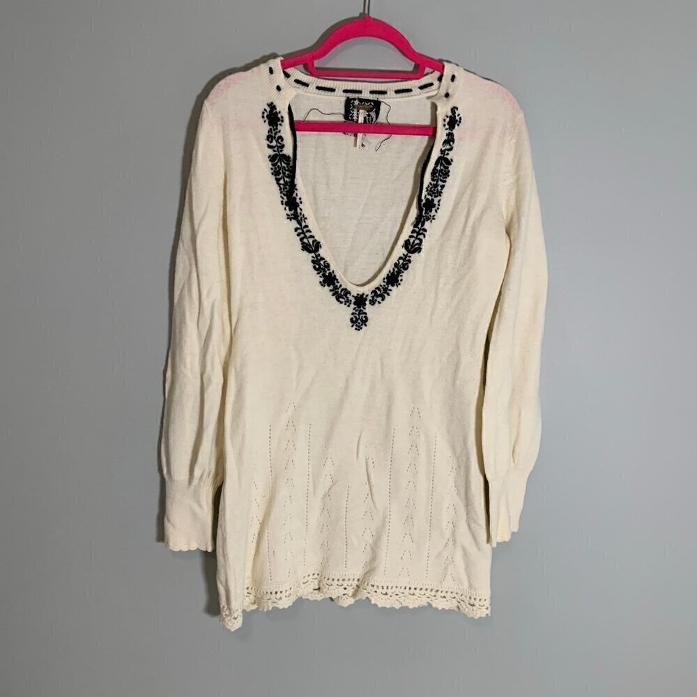 Free‎ People Cream Embroidered Pointelle Crochet Trim V-Neck Sweater Medium
